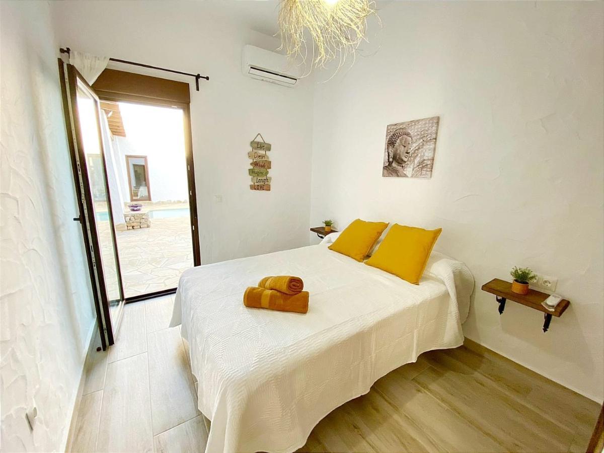 Galdana Villa Chiclana de la Frontera Exterior photo